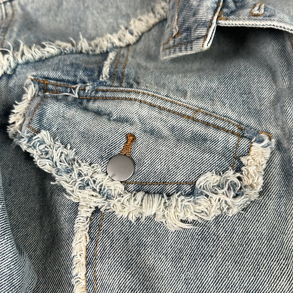 Distressed, rhinestone, fringe, jean jacket,‎ grunge, punk band rock - Picture 4 of 15